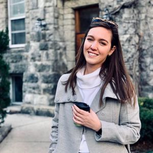 Meet your Posher, Amy